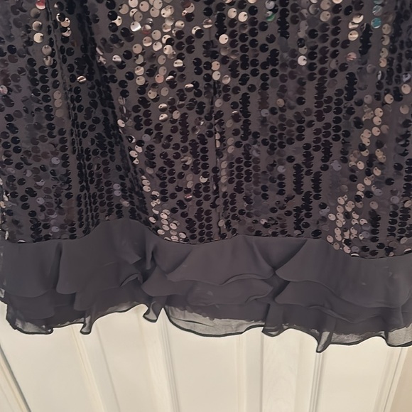 Julia Jordan Paillette Sequin Mini with Ruffle - Picture 6 of 6